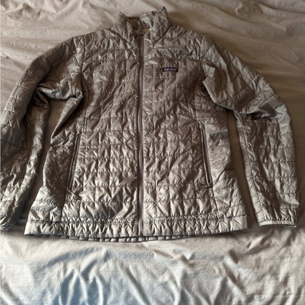 Patagonia Women’s XL Gray Nano Puff Jacket